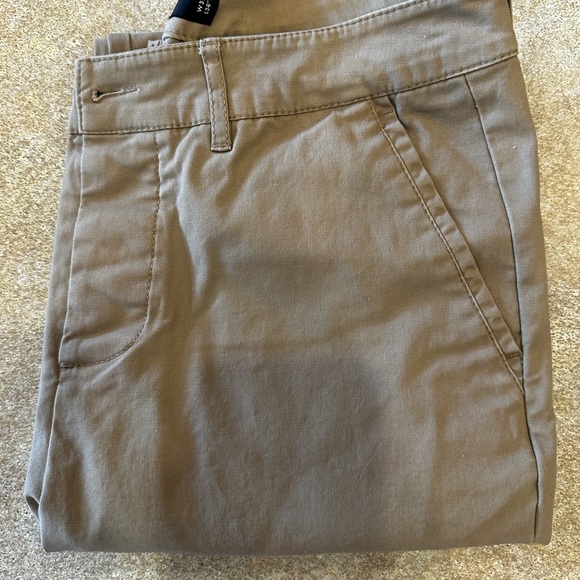 ASOS Men’s Slim Chino - Picture 8 of 15